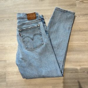 levi’s wedgie straight leg jeans